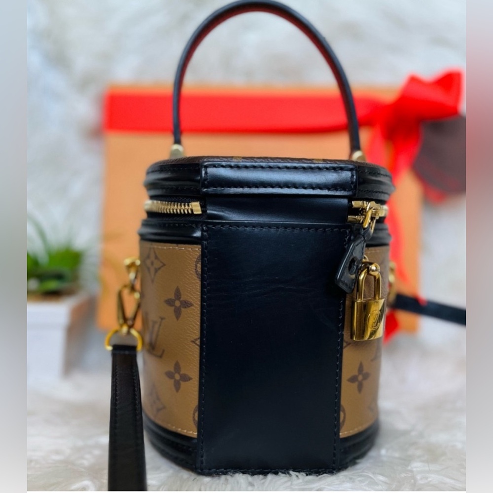 Louis Vuitton Monogram Reverse Handbag - Picture 5 of 14